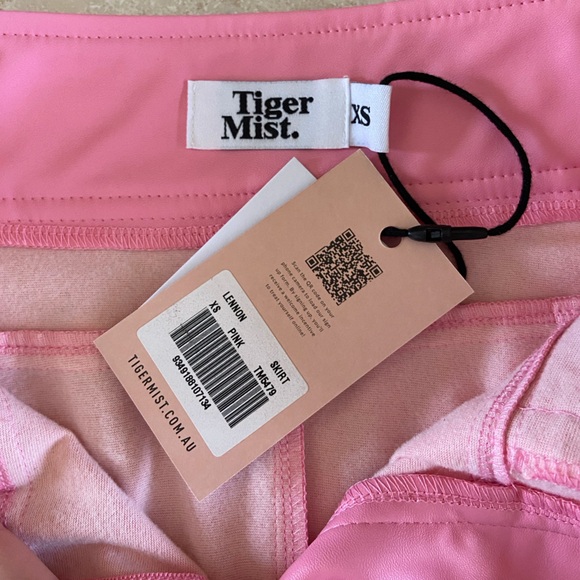 Tiger mist pink pleather skirt - Picture 3 of 3